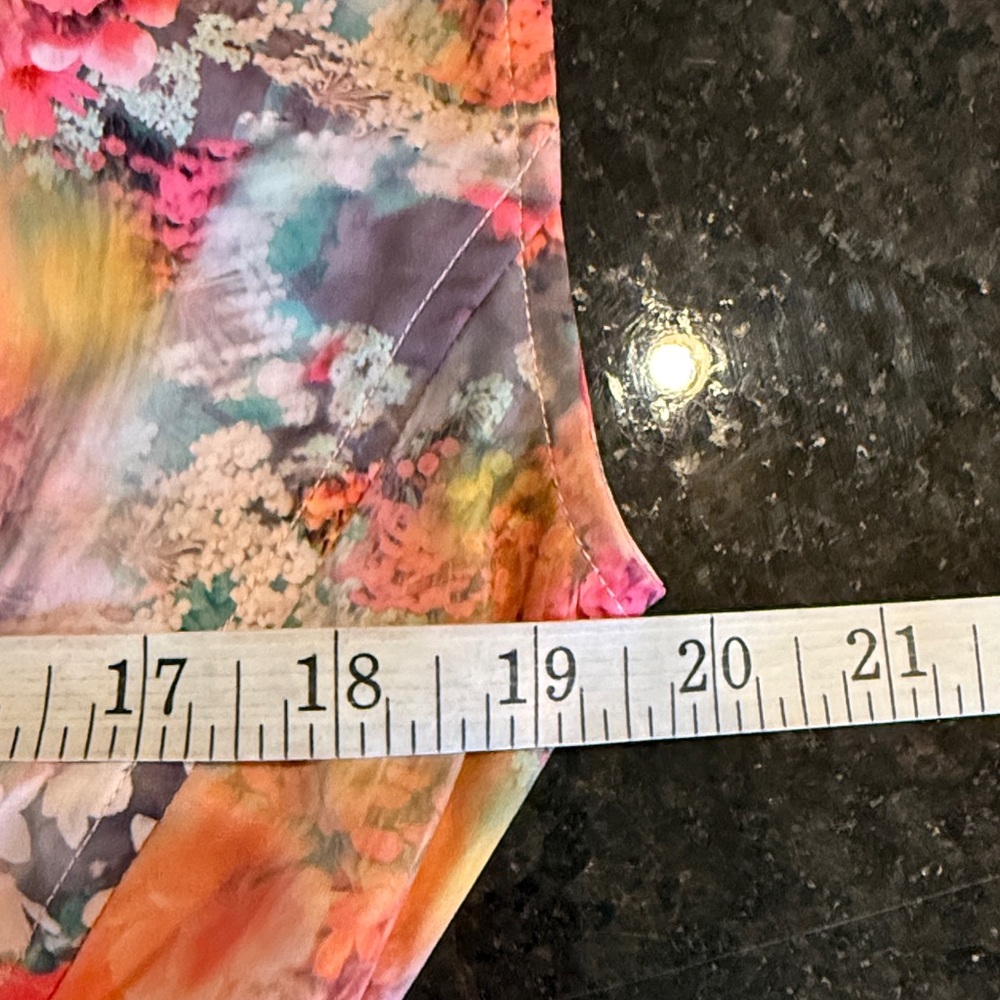 Athleta Marlow Romper in Renewed Bloom Pink Floral Print Size Medium - Picture 10 of 14